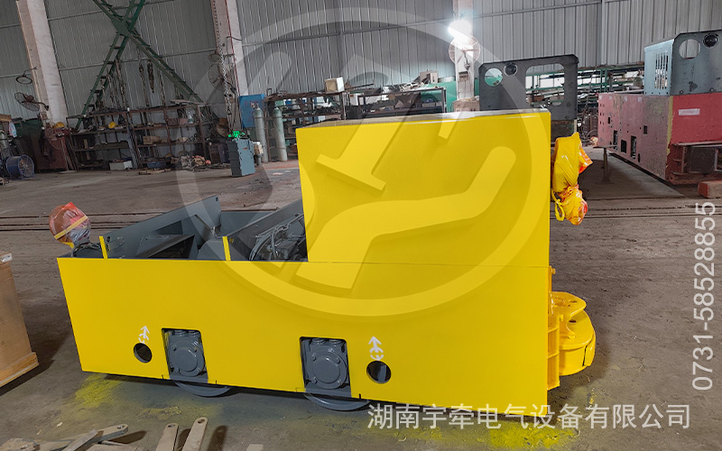 2.5噸蓄電池電機(jī)車出口海外 1.jpg